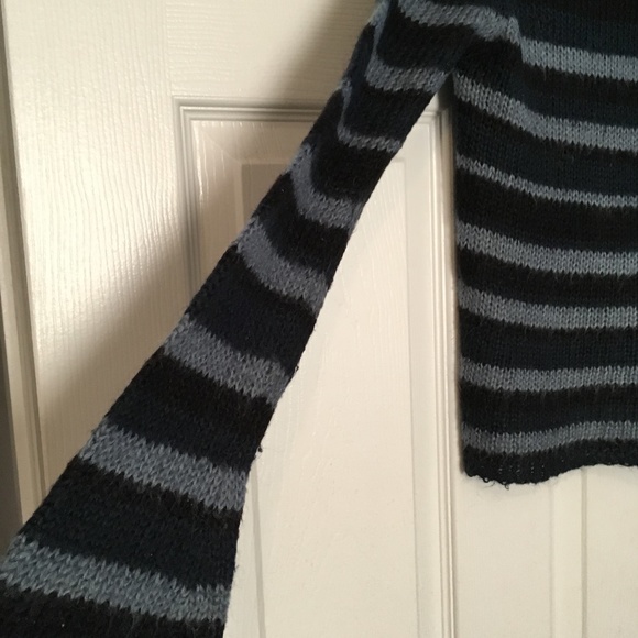 Pullover Soft Sweater - Picture 3 of 3